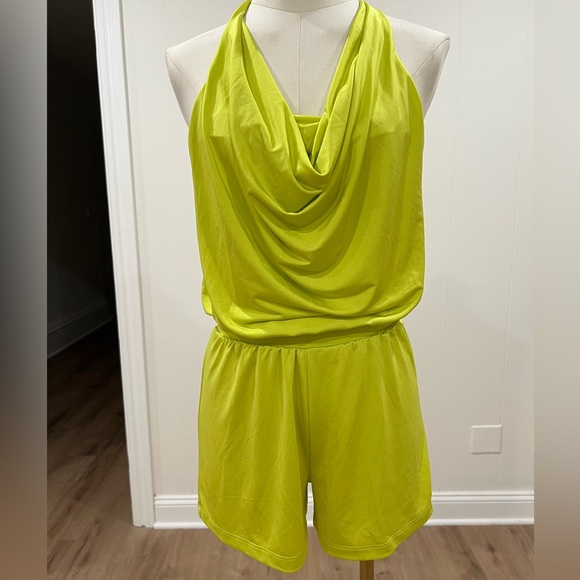 Arden B Halter Romper Size XS - Picture 3 of 16